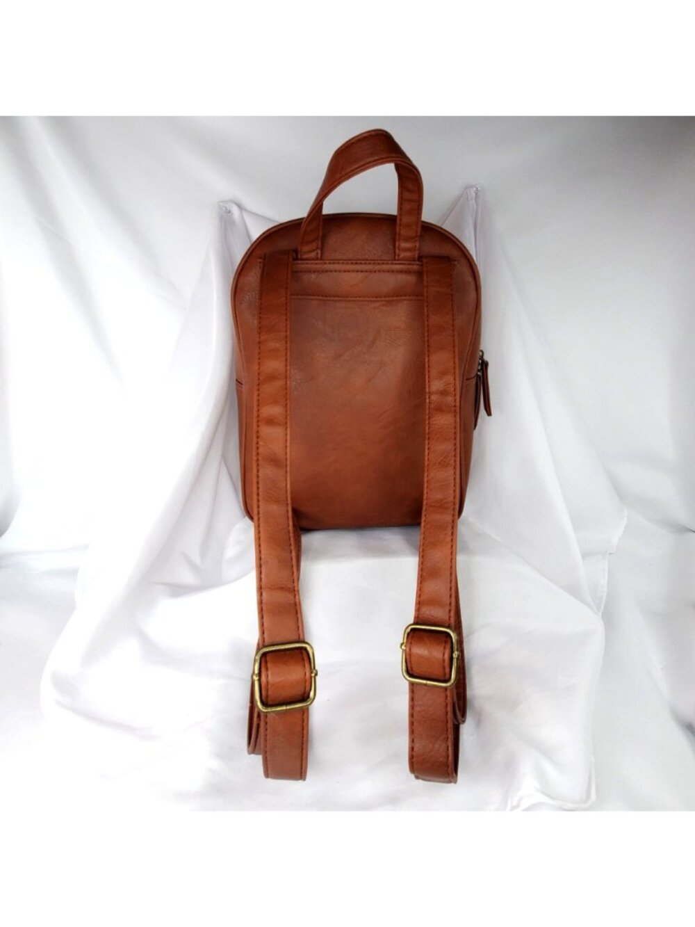 White Mountain Womens Tan Brown Faux Leather Backpack With Floral Embroidery NWT - Picture 5 of 9